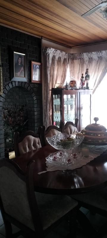 5 Bedroom Property for Sale in Winchester Hills Gauteng