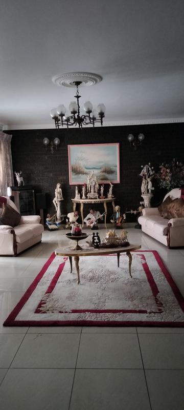 5 Bedroom Property for Sale in Winchester Hills Gauteng