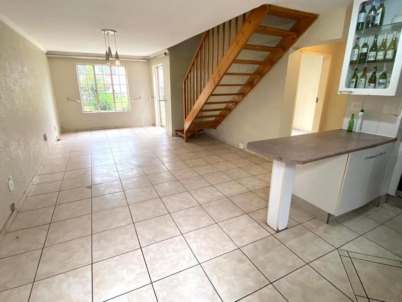 To Let 3 Bedroom Property for Rent in Bassonia Rock Gauteng