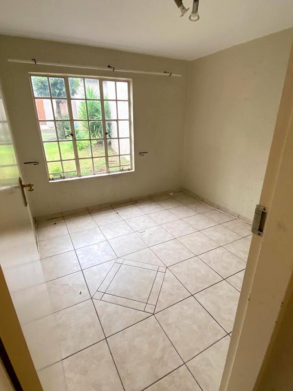 To Let 3 Bedroom Property for Rent in Bassonia Rock Gauteng
