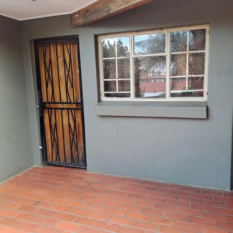 2 Bedroom Property for Sale in Florida Gauteng