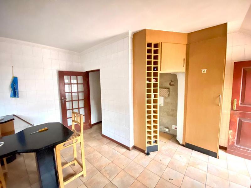 5 Bedroom Property for Sale in Kensington Gauteng