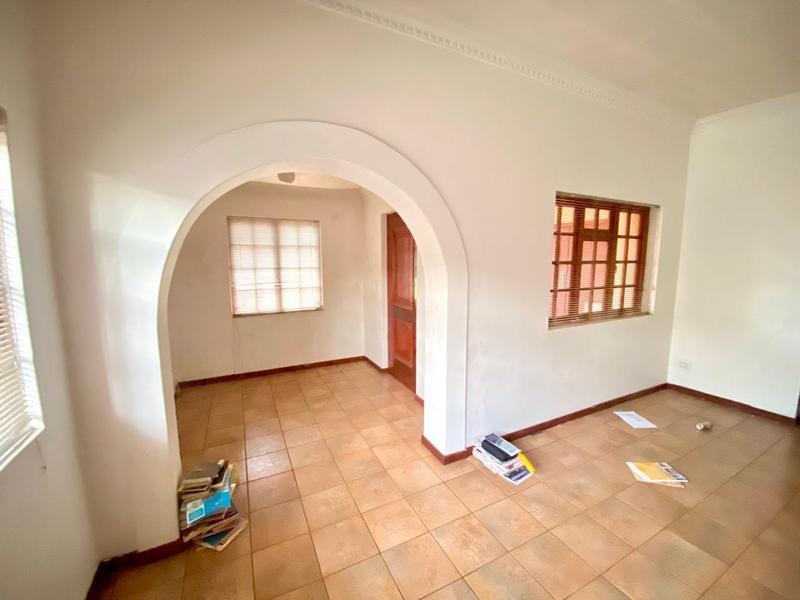 5 Bedroom Property for Sale in Kensington Gauteng