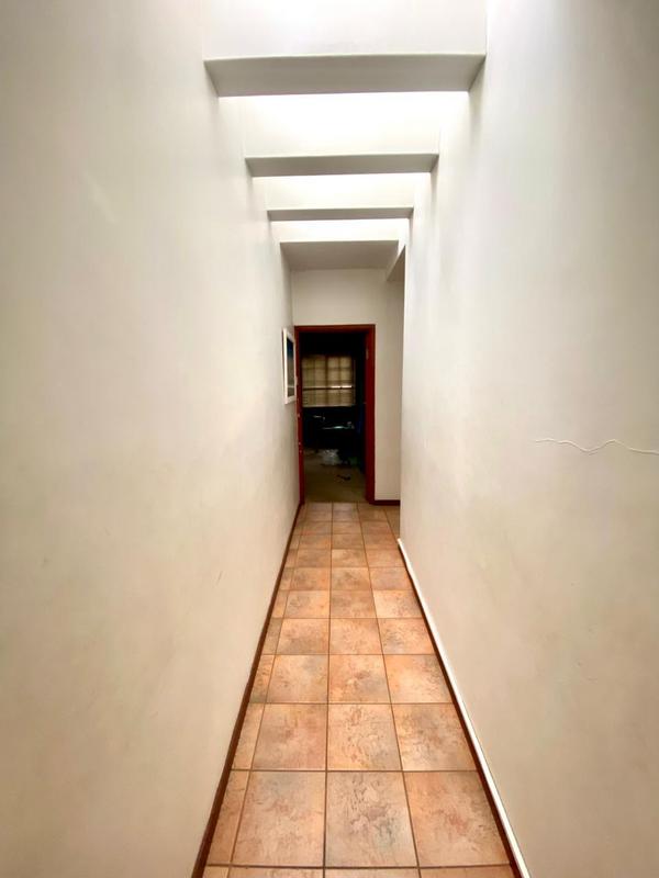 5 Bedroom Property for Sale in Kensington Gauteng