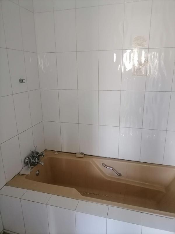 3 Bedroom Property for Sale in Diepkloof Gauteng