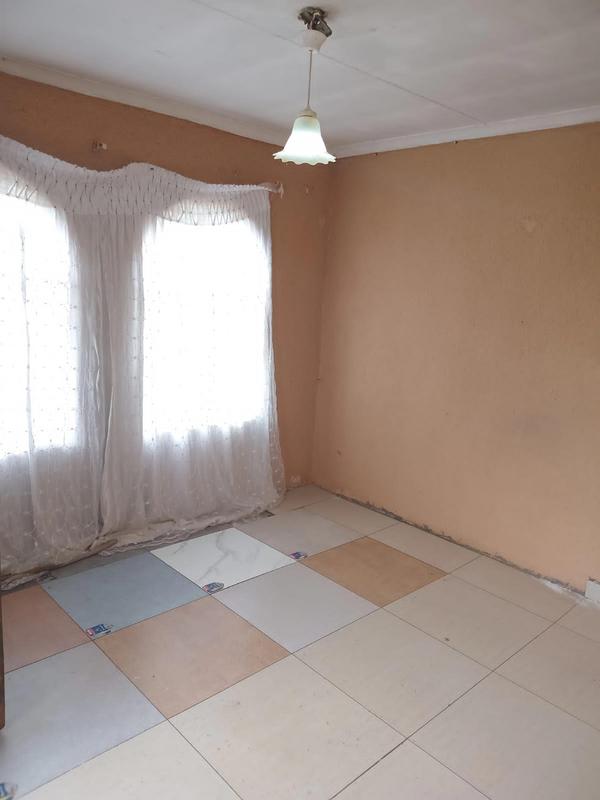 3 Bedroom Property for Sale in Emdeni Gauteng