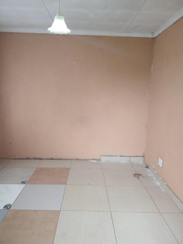 3 Bedroom Property for Sale in Emdeni Gauteng