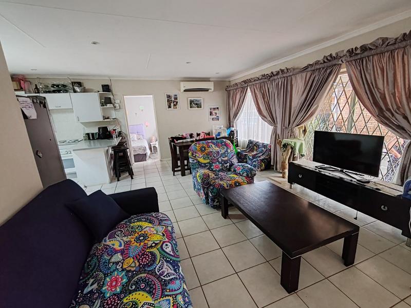 3 Bedroom Property for Sale in Eldoraigne Gauteng