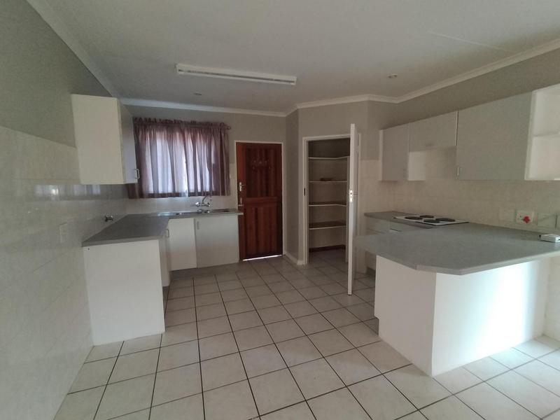 3 Bedroom Property for Sale in Eldoraigne Gauteng