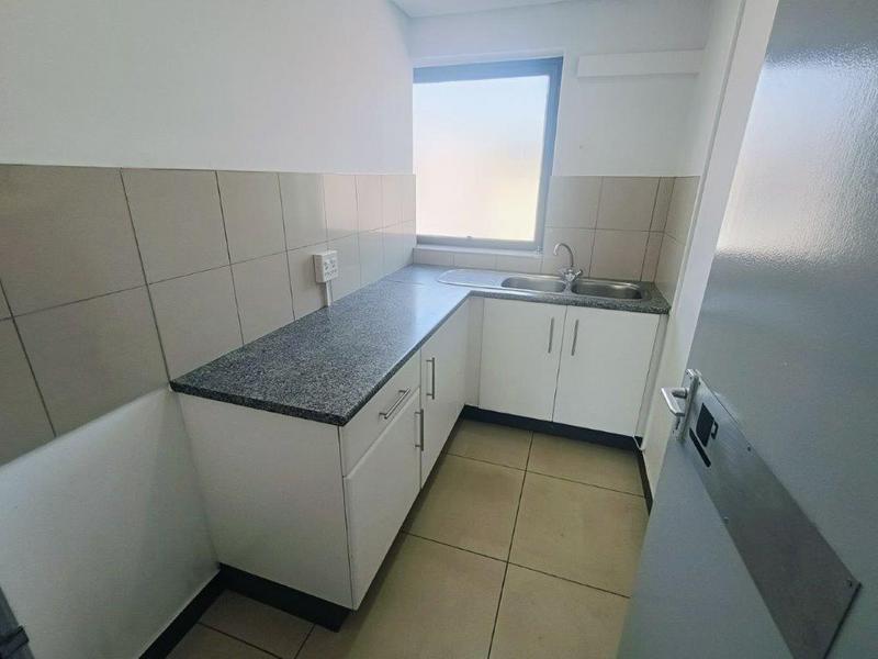 To Let commercial Property for Rent in Randjespark Gauteng