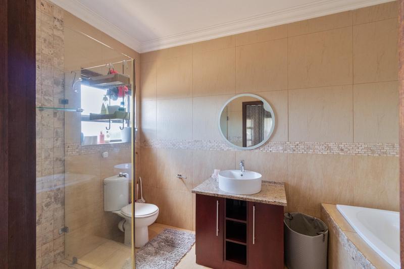5 Bedroom Property for Sale in Sable Hills Gauteng