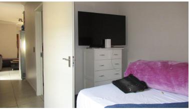 2 Bedroom Property for Sale in South Hills Gauteng