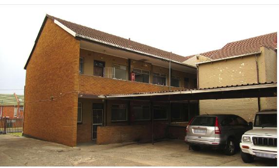 2 Bedroom Property for Sale in Florida Lake Gauteng