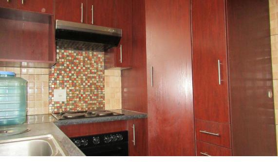 2 Bedroom Property for Sale in Florida Lake Gauteng
