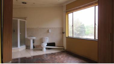 2 Bedroom Property for Sale in Florida Lake Gauteng