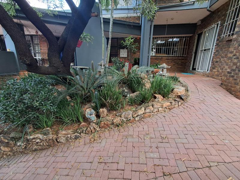 8 Bedroom Property for Sale in Monument Park Gauteng