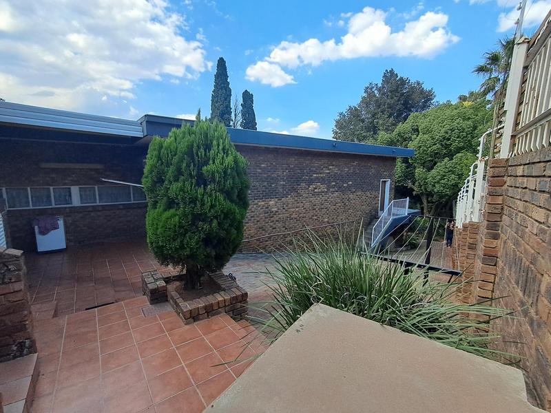 8 Bedroom Property for Sale in Monument Park Gauteng