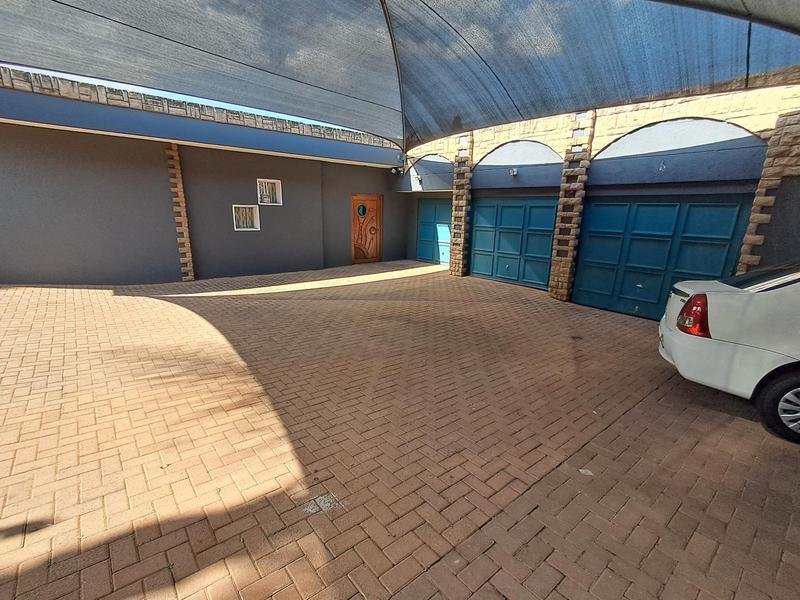 8 Bedroom Property for Sale in Monument Park Gauteng