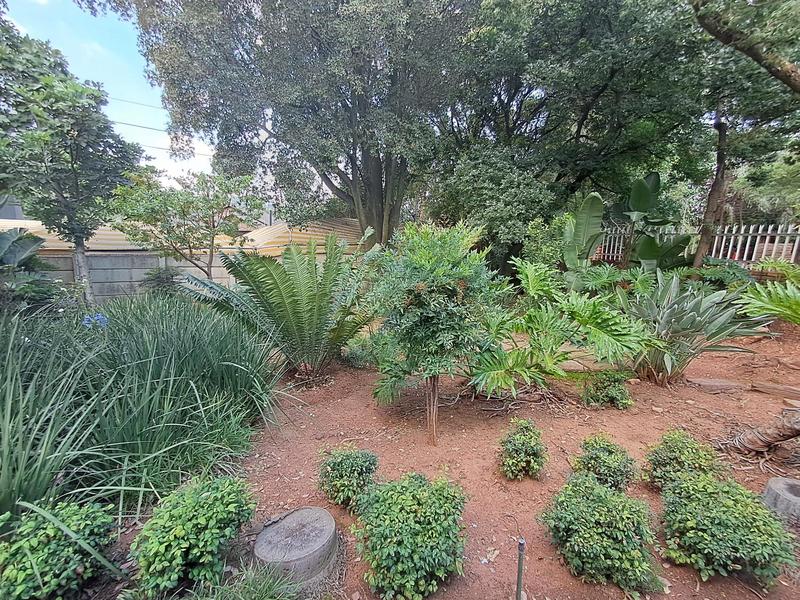 8 Bedroom Property for Sale in Monument Park Gauteng