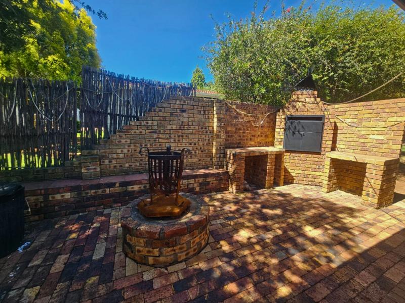 4 Bedroom Property for Sale in Vaal Marina Gauteng