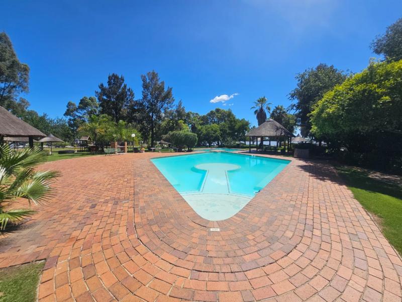 4 Bedroom Property for Sale in Vaal Marina Gauteng
