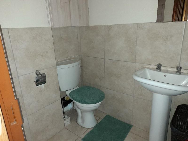 2 Bedroom Property for Sale in Jabulani Gauteng