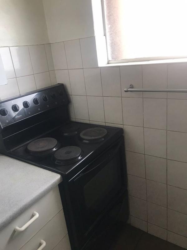 2 Bedroom Property for Sale in Gezina Gauteng