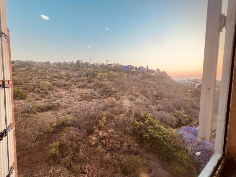 2 Bedroom Property for Sale in Gezina Gauteng