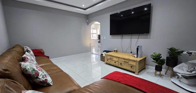 4 Bedroom Property for Sale in Meyersdal Gauteng