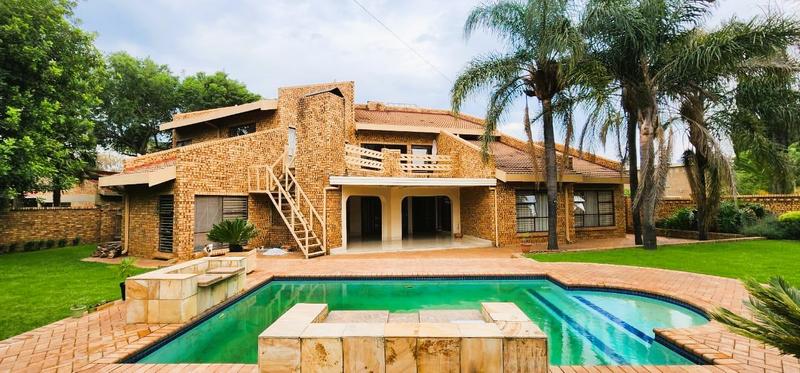 5 Bedroom Property for Sale in Sunward Park Gauteng