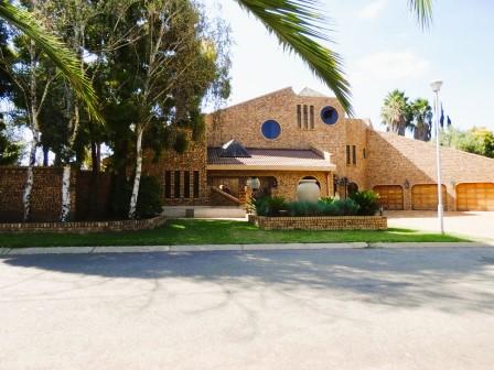 5 Bedroom Property for Sale in Sunward Park Gauteng