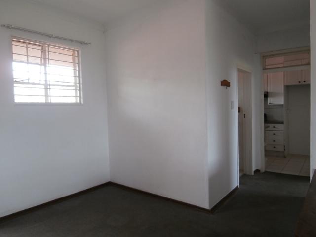 1 Bedroom Property for Sale in Linmeyer Gauteng
