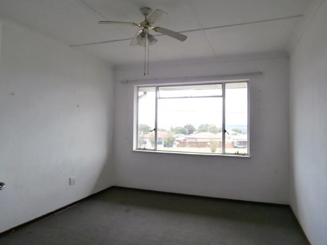 1 Bedroom Property for Sale in Linmeyer Gauteng