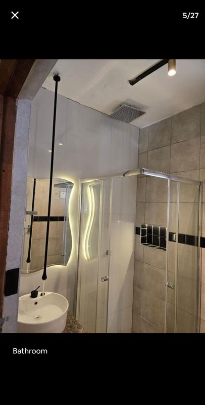 To Let 1 Bedroom Property for Rent in Buccleuch Gauteng
