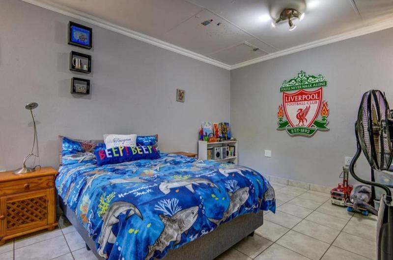5 Bedroom Property for Sale in Kensington Gauteng