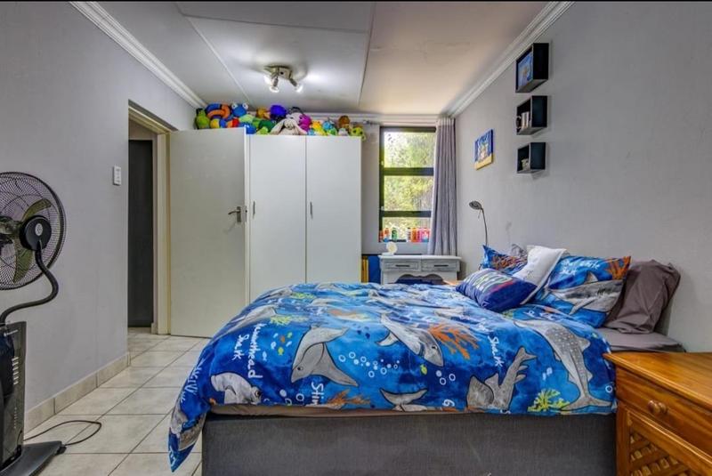 5 Bedroom Property for Sale in Kensington Gauteng