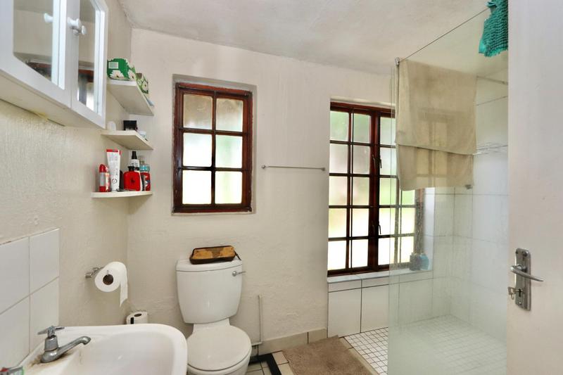 1 Bedroom Property for Sale in Broadacres Gauteng
