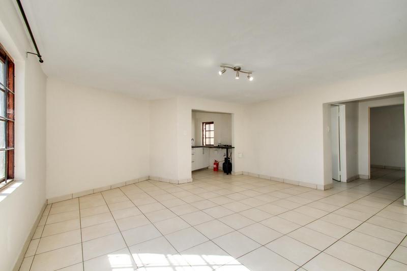 1 Bedroom Property for Sale in Broadacres Gauteng
