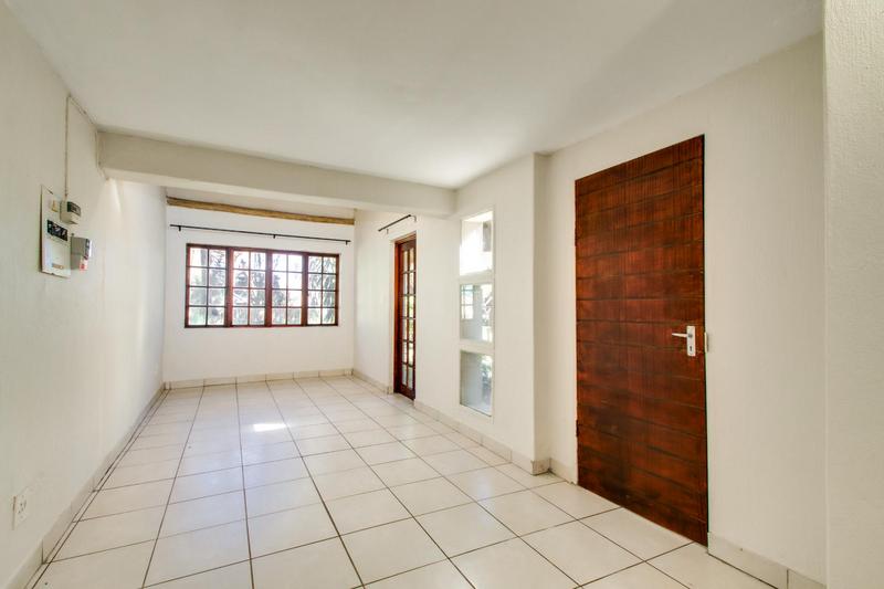 1 Bedroom Property for Sale in Broadacres Gauteng