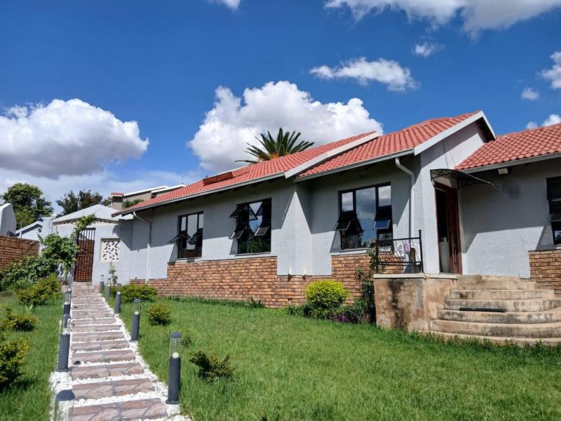 3 Bedroom Property for Sale in Vorna Valley Gauteng