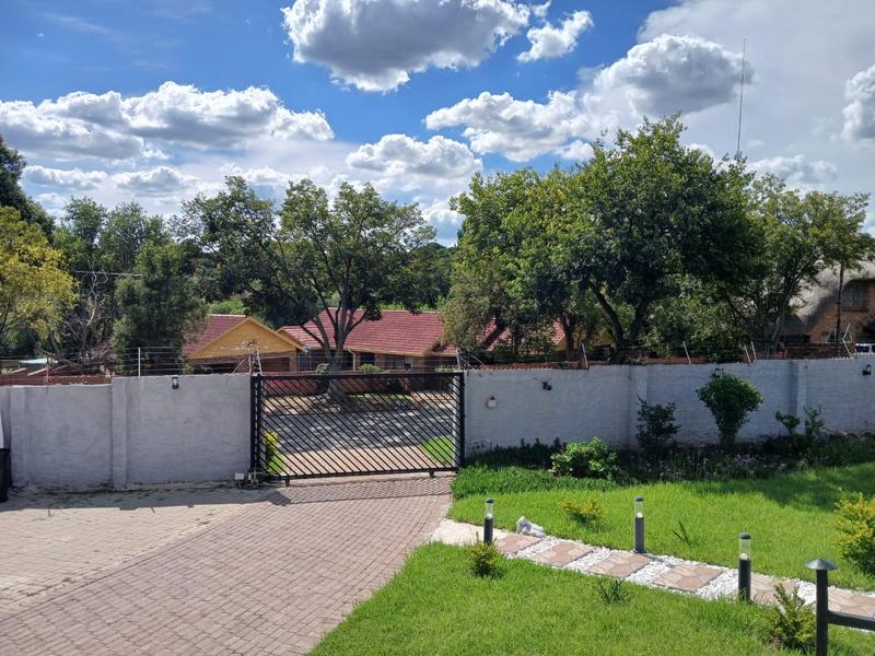 3 Bedroom Property for Sale in Vorna Valley Gauteng