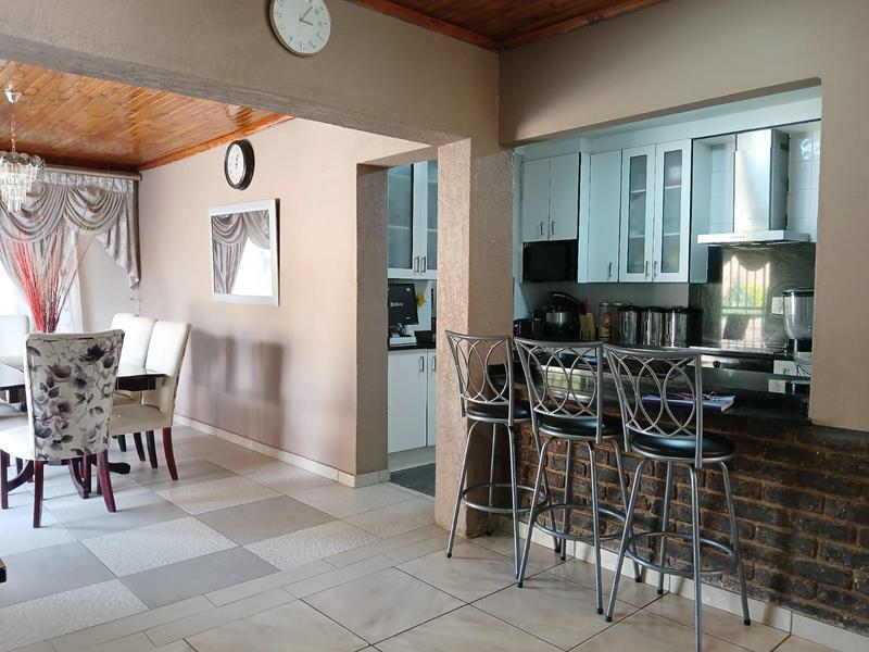 3 Bedroom Property for Sale in Vorna Valley Gauteng