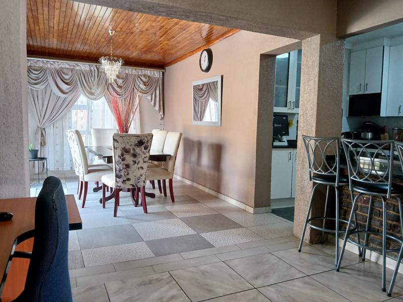 3 Bedroom Property for Sale in Vorna Valley Gauteng