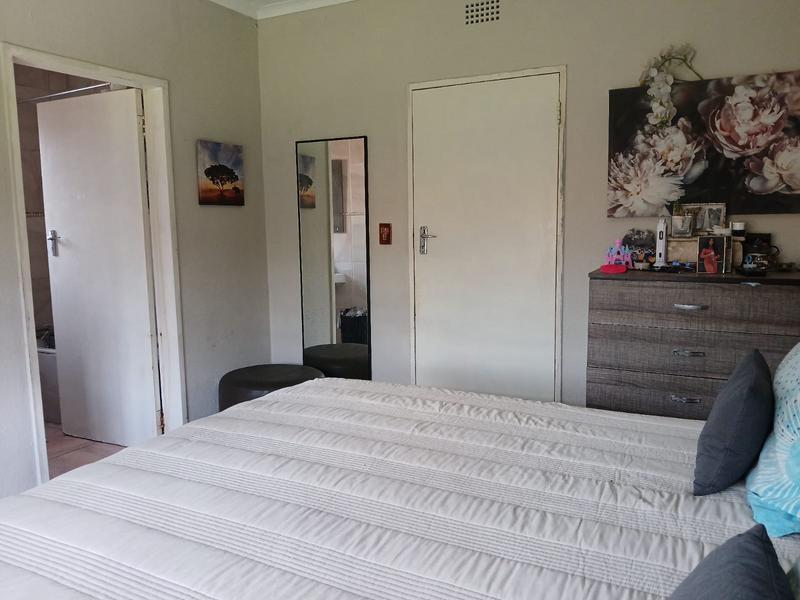 3 Bedroom Property for Sale in Vorna Valley Gauteng
