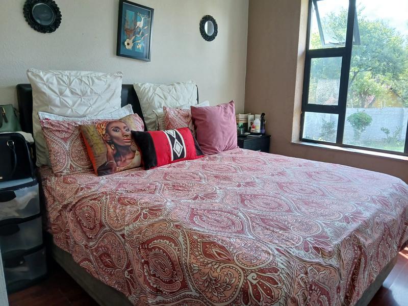 3 Bedroom Property for Sale in Vorna Valley Gauteng