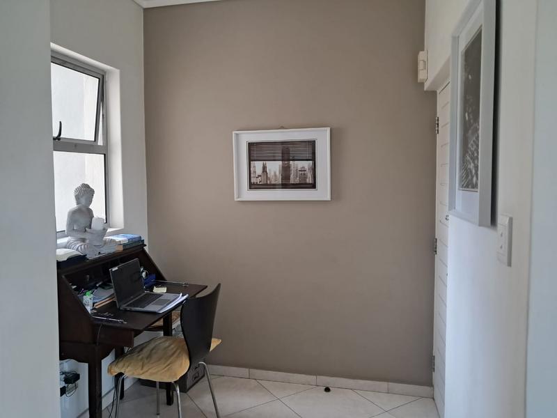 To Let 2 Bedroom Property for Rent in Morningside Gauteng