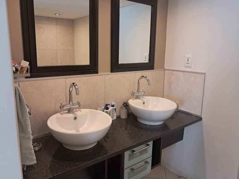 To Let 2 Bedroom Property for Rent in Morningside Gauteng