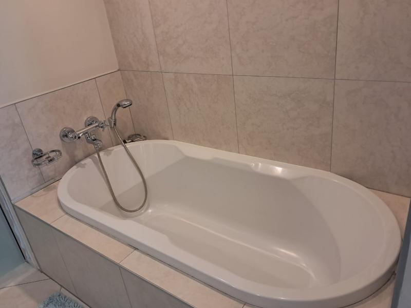 To Let 2 Bedroom Property for Rent in Morningside Gauteng
