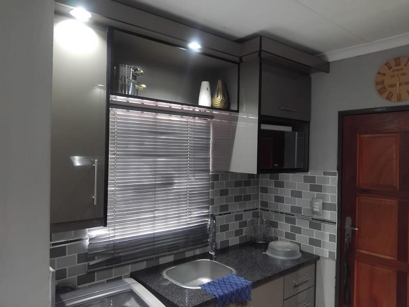 2 Bedroom Property for Sale in Alliance Gauteng