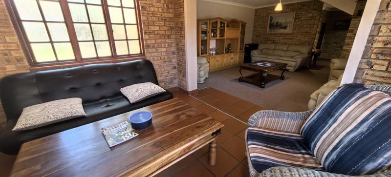 4 Bedroom Property for Sale in Helderkruin Gauteng